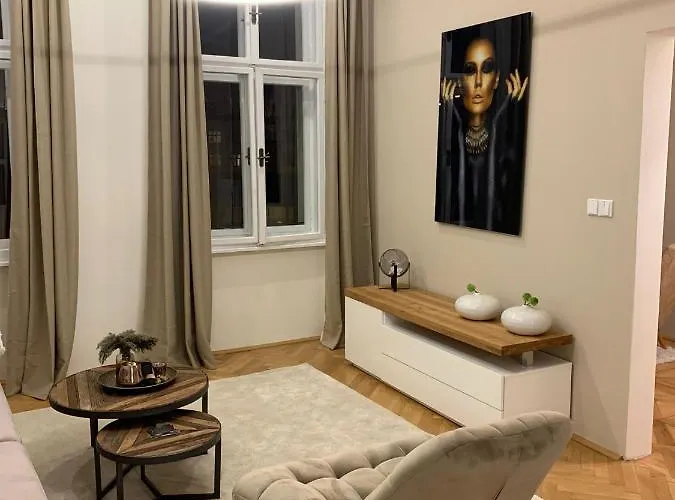 Apartamento Bella Vista Collonade KLV